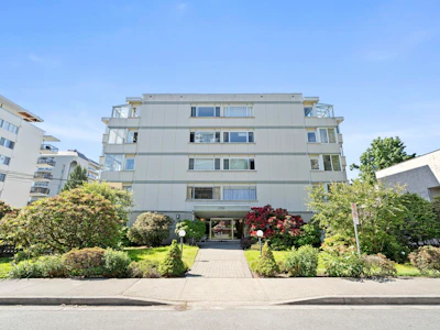 504-1750 Esquimalt Avenue - 3