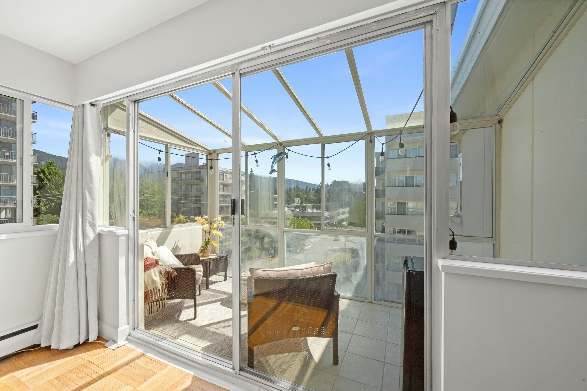 504-1750 Esquimalt Avenue, West Vancouver, BC, V7V 1R8 - 16