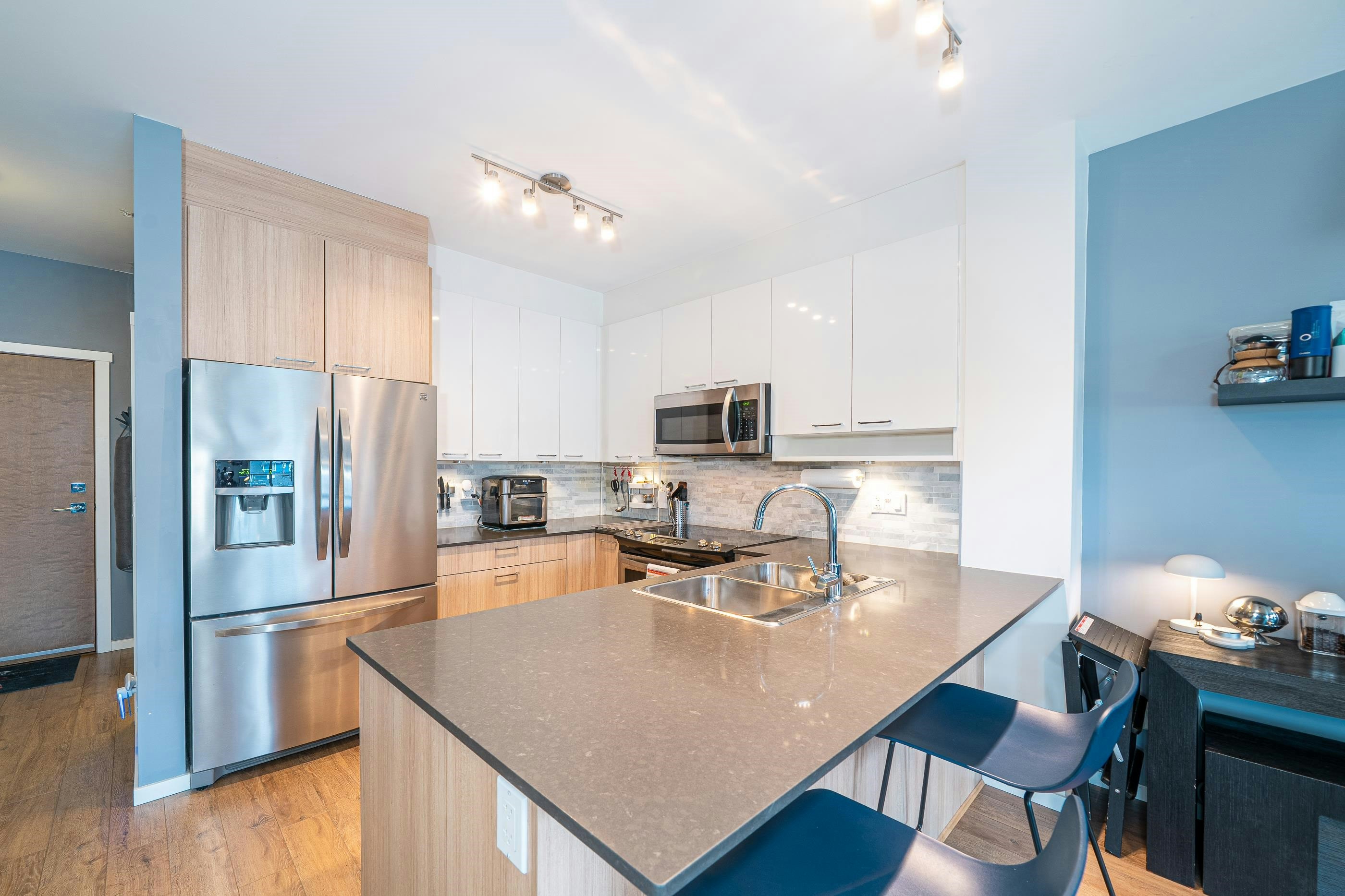 409-210 Lebleu Street, Coquitlam, BC, V3K 4L6 - 9