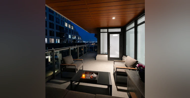 310-777 Harbour Way, North Vancouver, BC, V6P 0G1 - 3