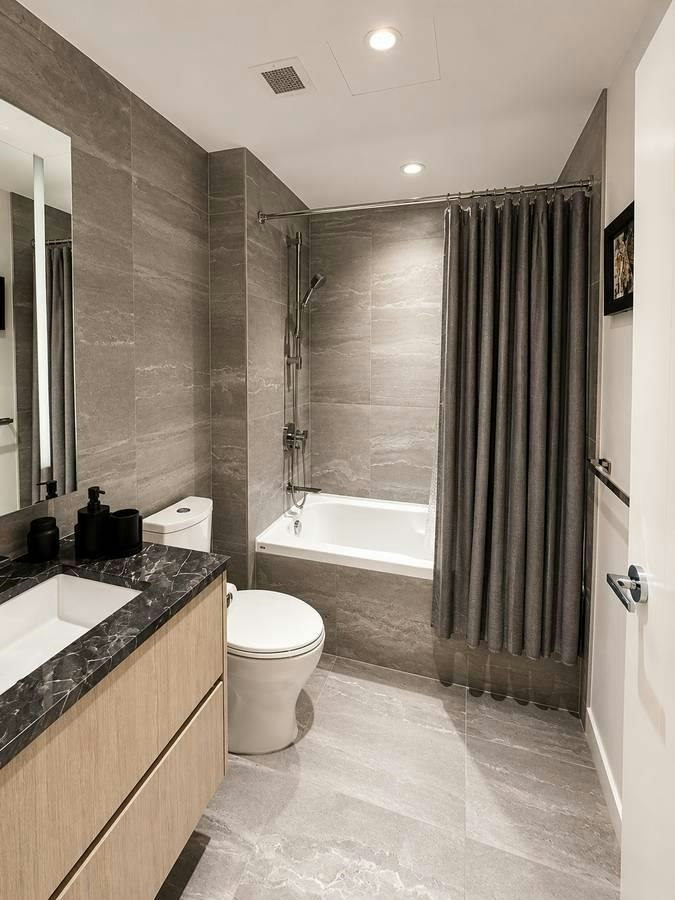 310-777 Harbour Way, North Vancouver, BC, V6P 0G1 - 10