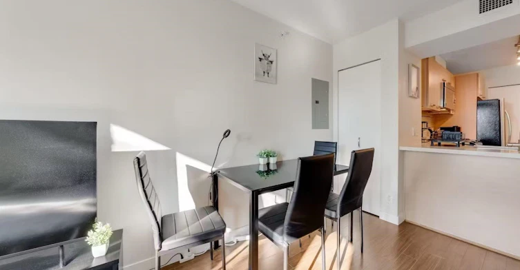 612-8033 Saba Road, Richmond, BC, V6Y 4M8 - 10