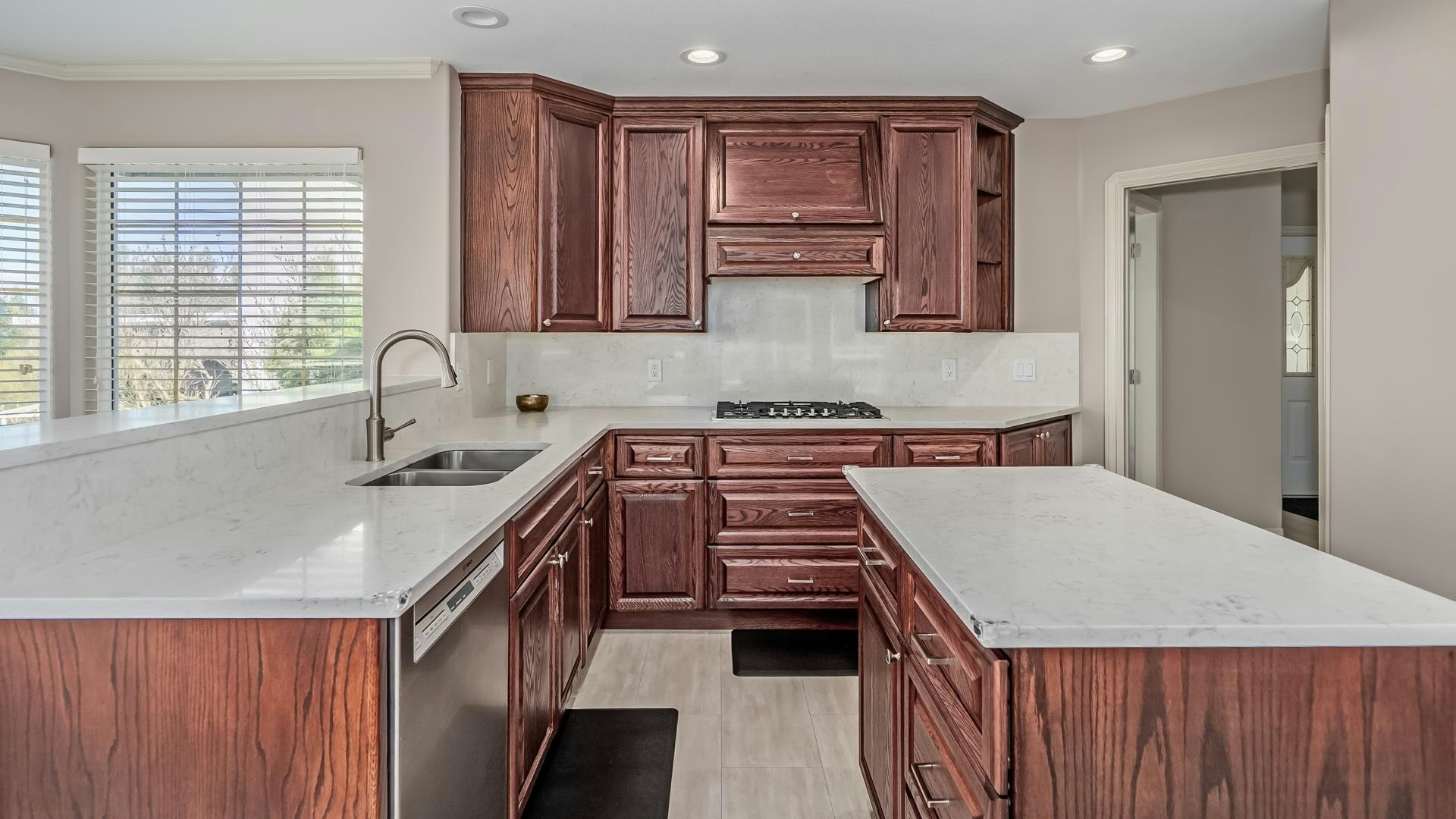 2389 Orchard Place, Abbotsford, BC, V3G 2B4 - 10