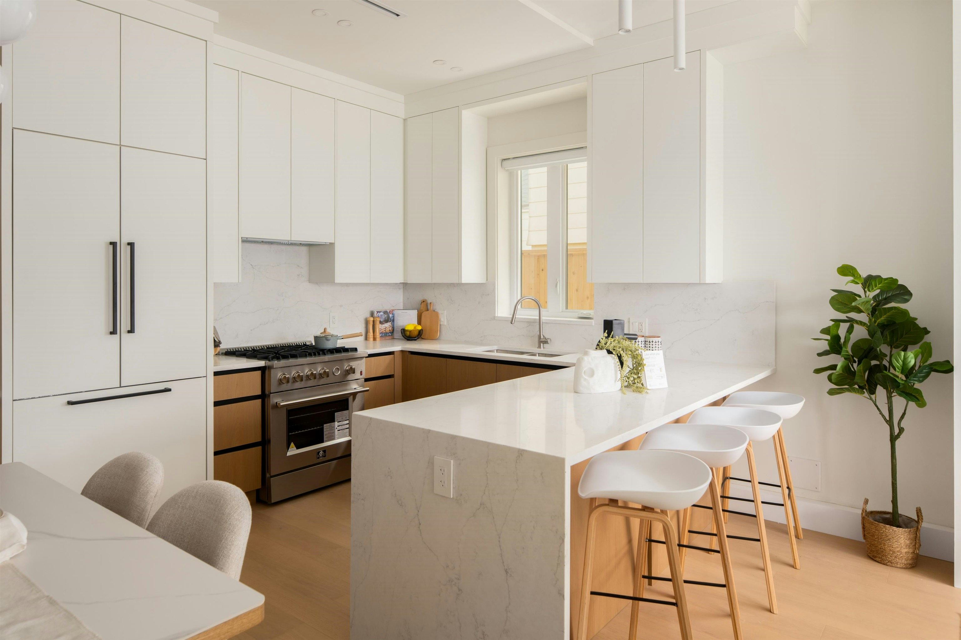 1-3645 Dundas Street, Vancouver, BC, V5K 1S3 - 7