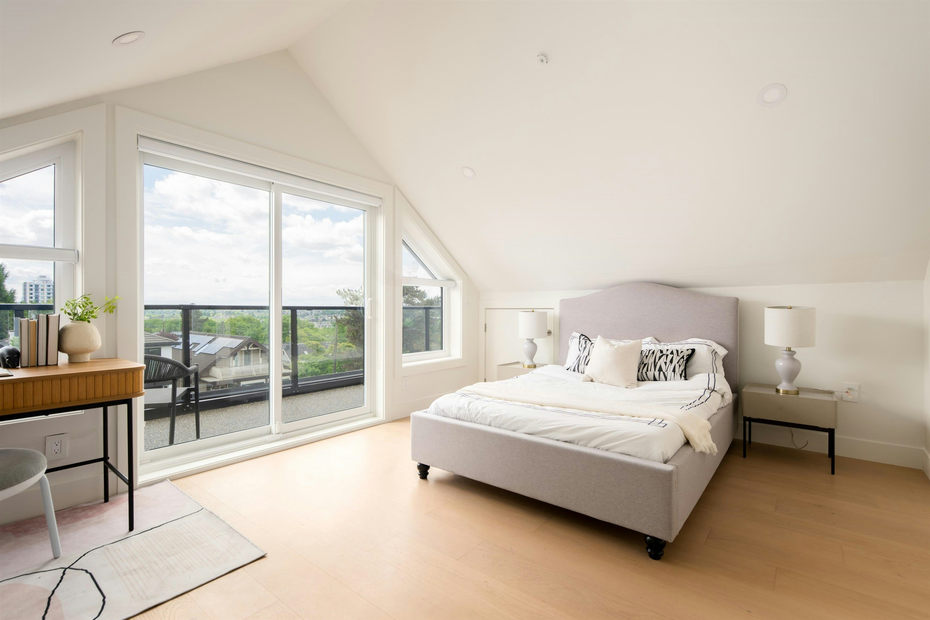 1-3645 Dundas Street, Vancouver, BC, V5K 1S3 - 21
