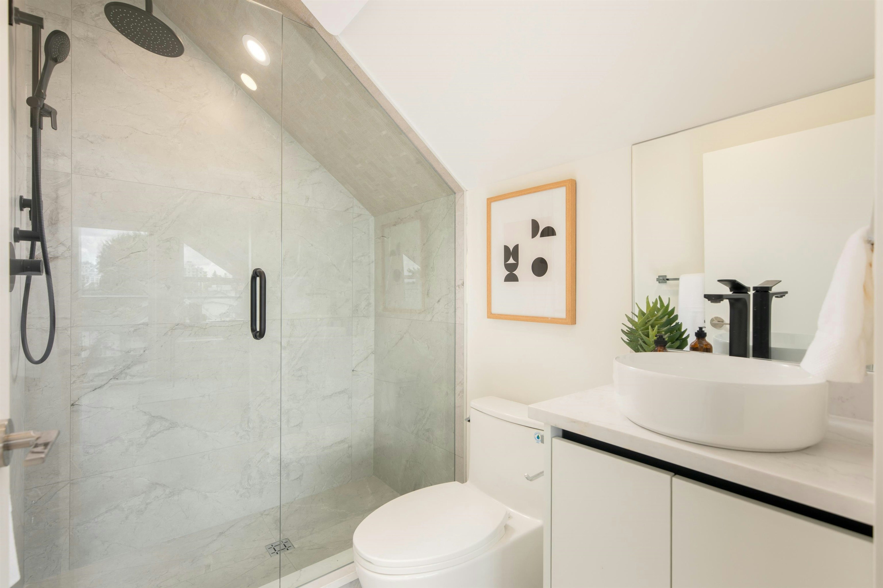 1-3645 Dundas Street, Vancouver, BC, V5K 1S3 - 22