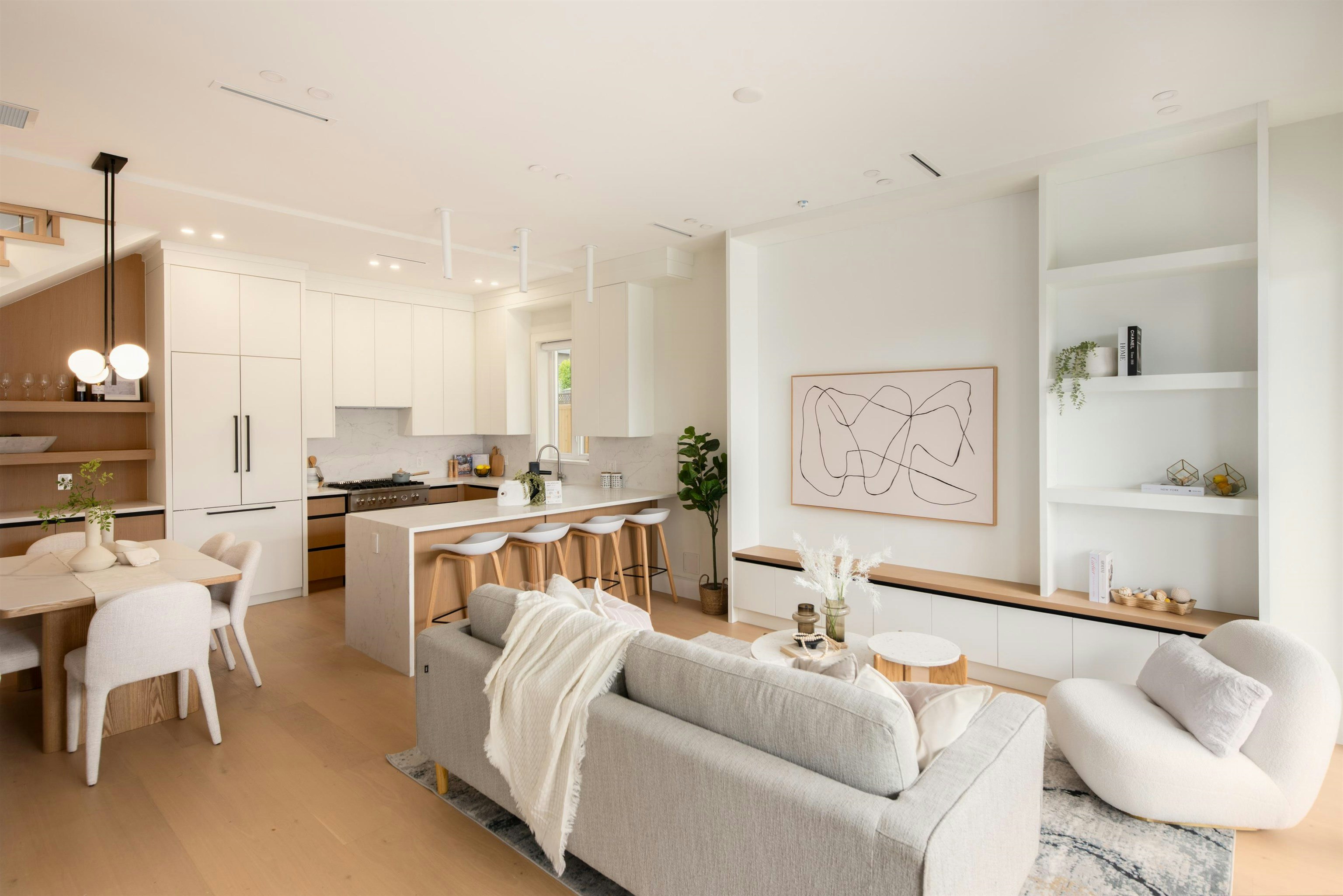 1-3645 Dundas Street, Vancouver, BC, V5K 1S3 - 3