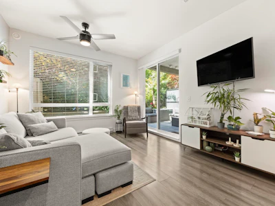 110-2382 Atkins Avenue - 2