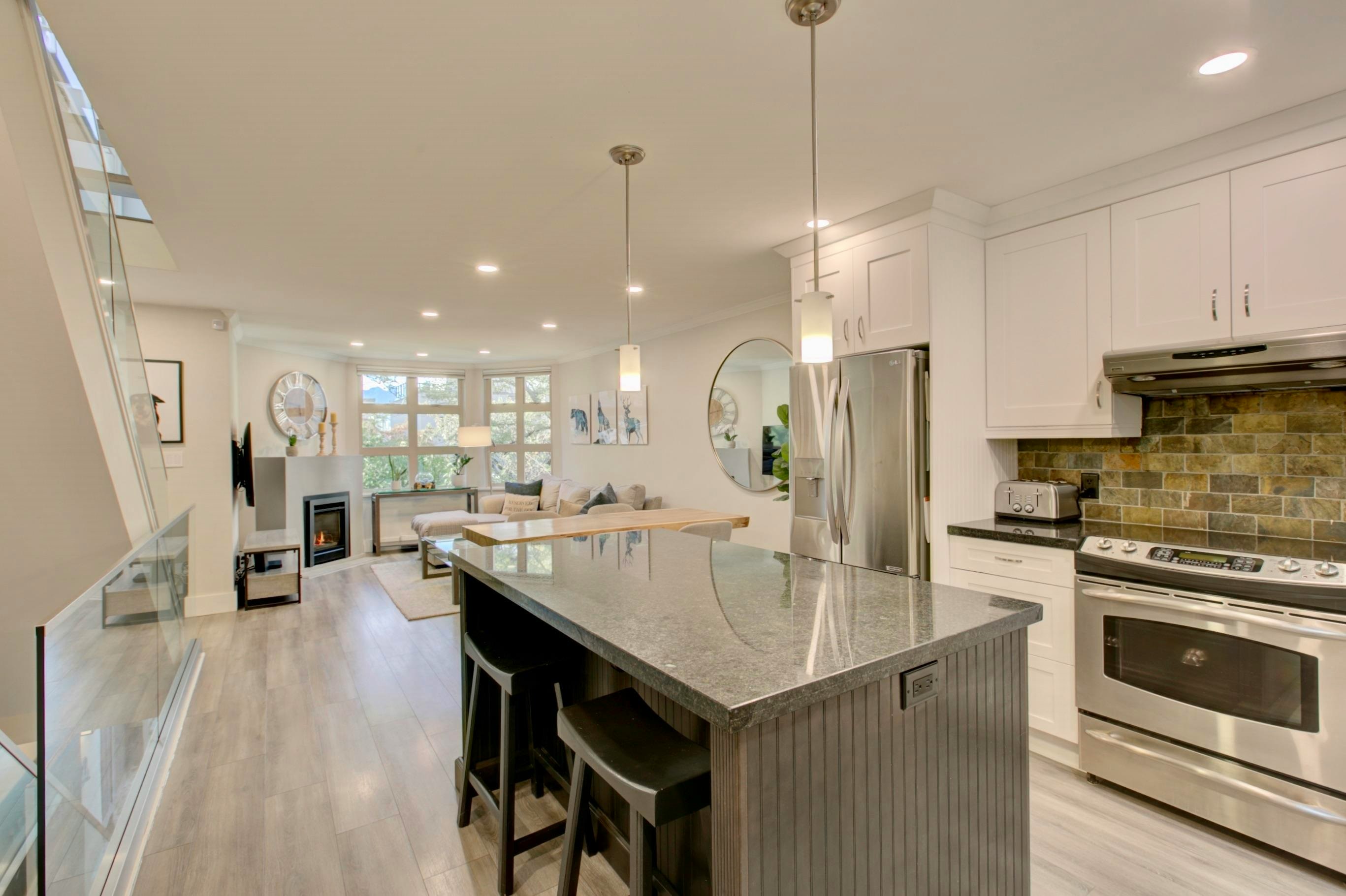 1360 W 8th Avenue, Vancouver, BC, V6H 4A6 - 11