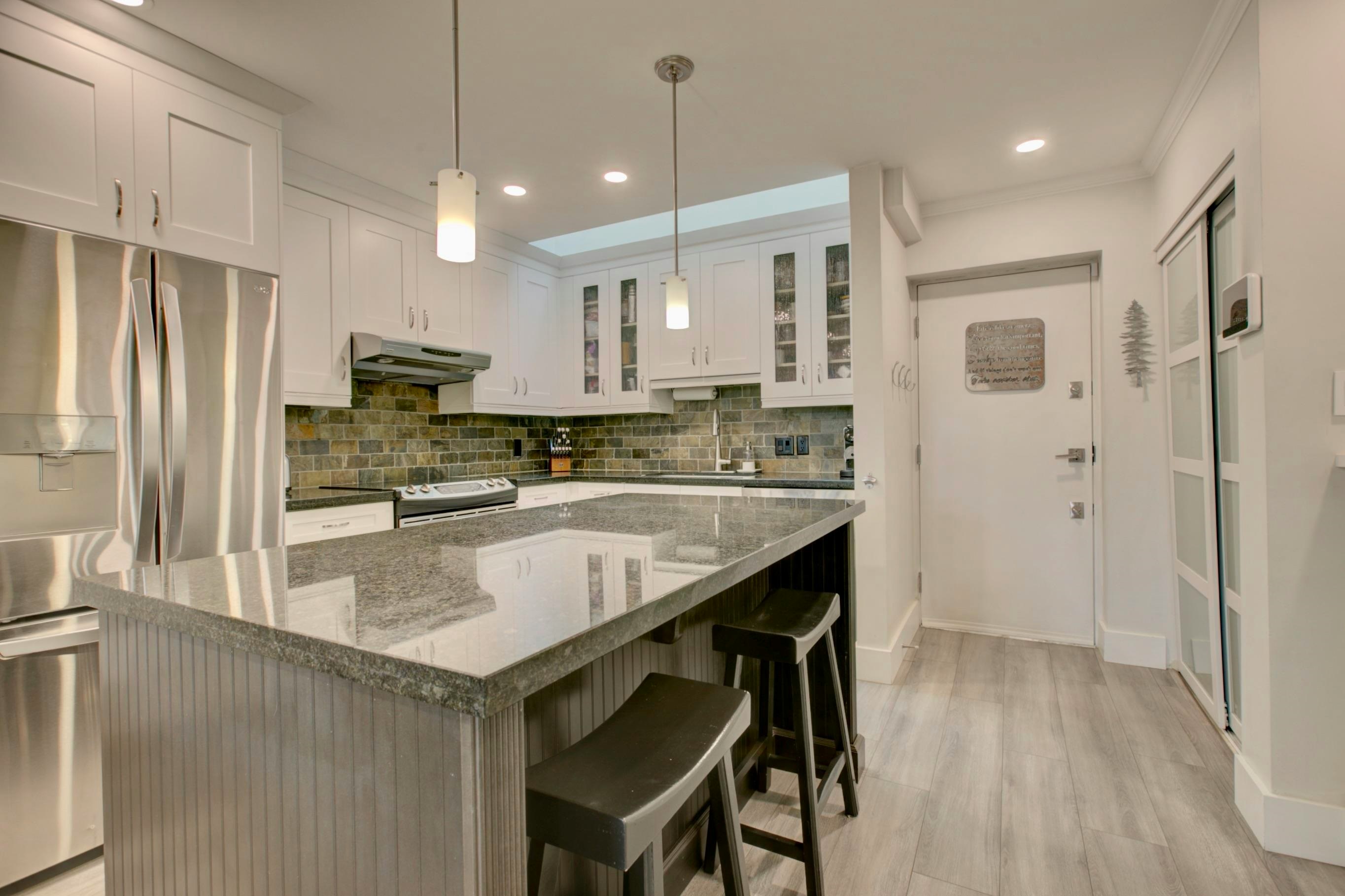 1360 W 8th Avenue, Vancouver, BC, V6H 4A6 - 8