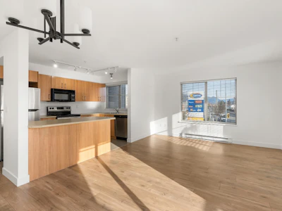 203-45561 Yale Road - 5
