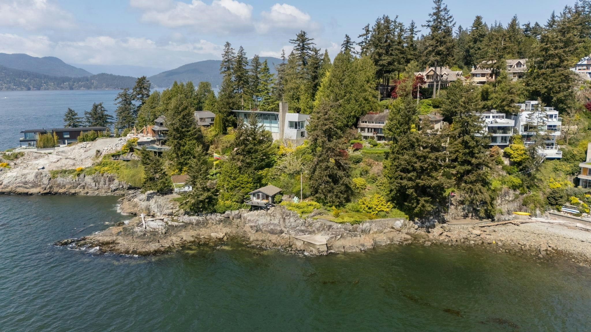 6054 Gleneagles Drive, West Vancouver, BC, V7W 1W2 - 3
