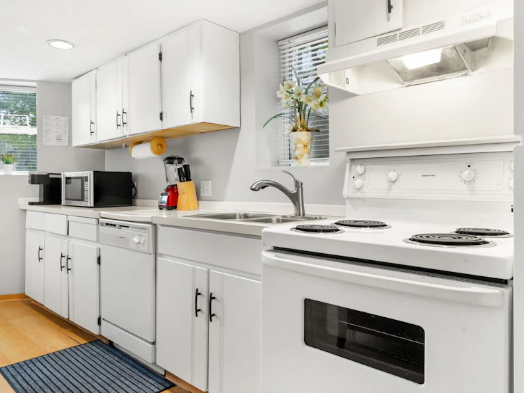 660 E 22nd Street, North Vancouver, BC, V7L 3C9 - 31