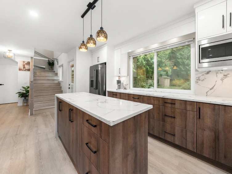 660 E 22nd Street, North Vancouver, BC, V7L 3C9 - 16
