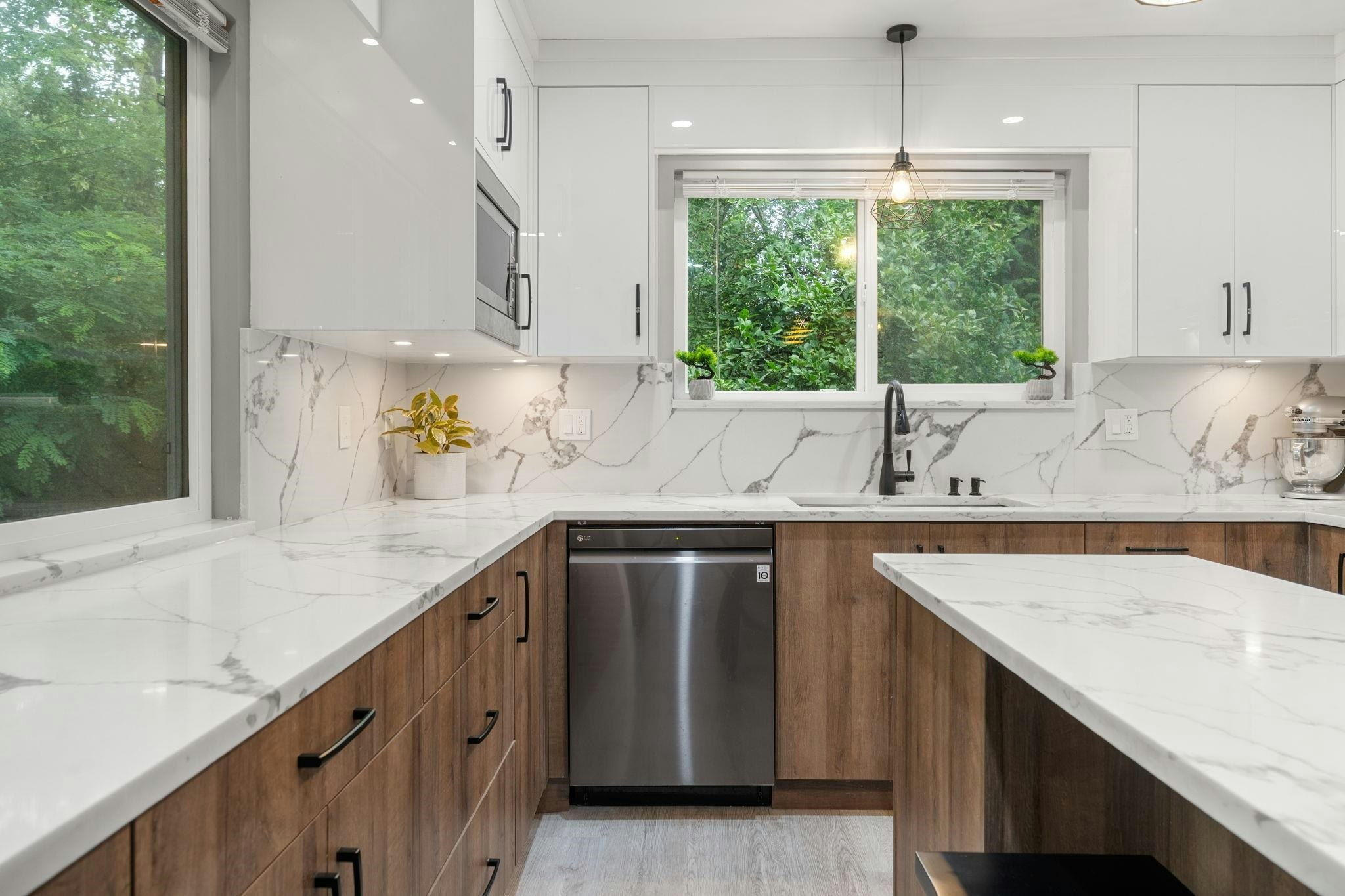 660 E 22nd Street, North Vancouver, BC, V7L 3C9 - 12
