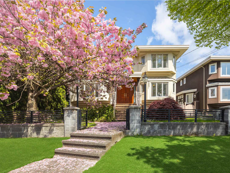 4993 Venables Street, Burnaby, BC, V5B 1X8 - 2