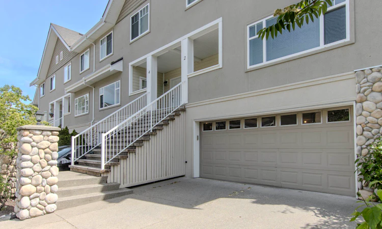2-1200 Edgewater Drive
