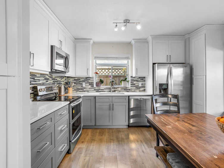 2983 Walton Avenue, Coquitlam, BC, V3B 6N1 - 8