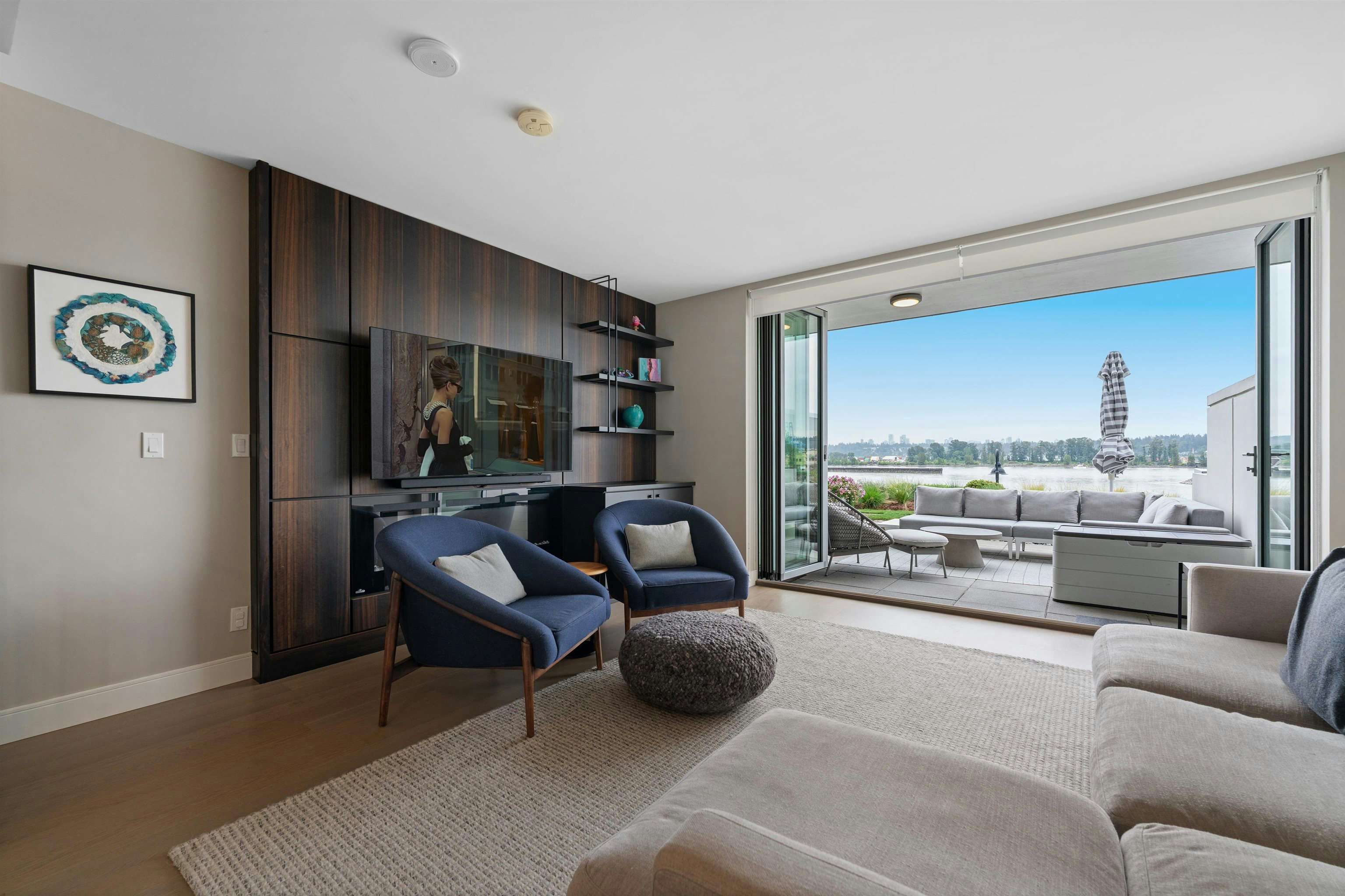 TH210-210 Salter Street, New Westminster, BC, V3M 0J9