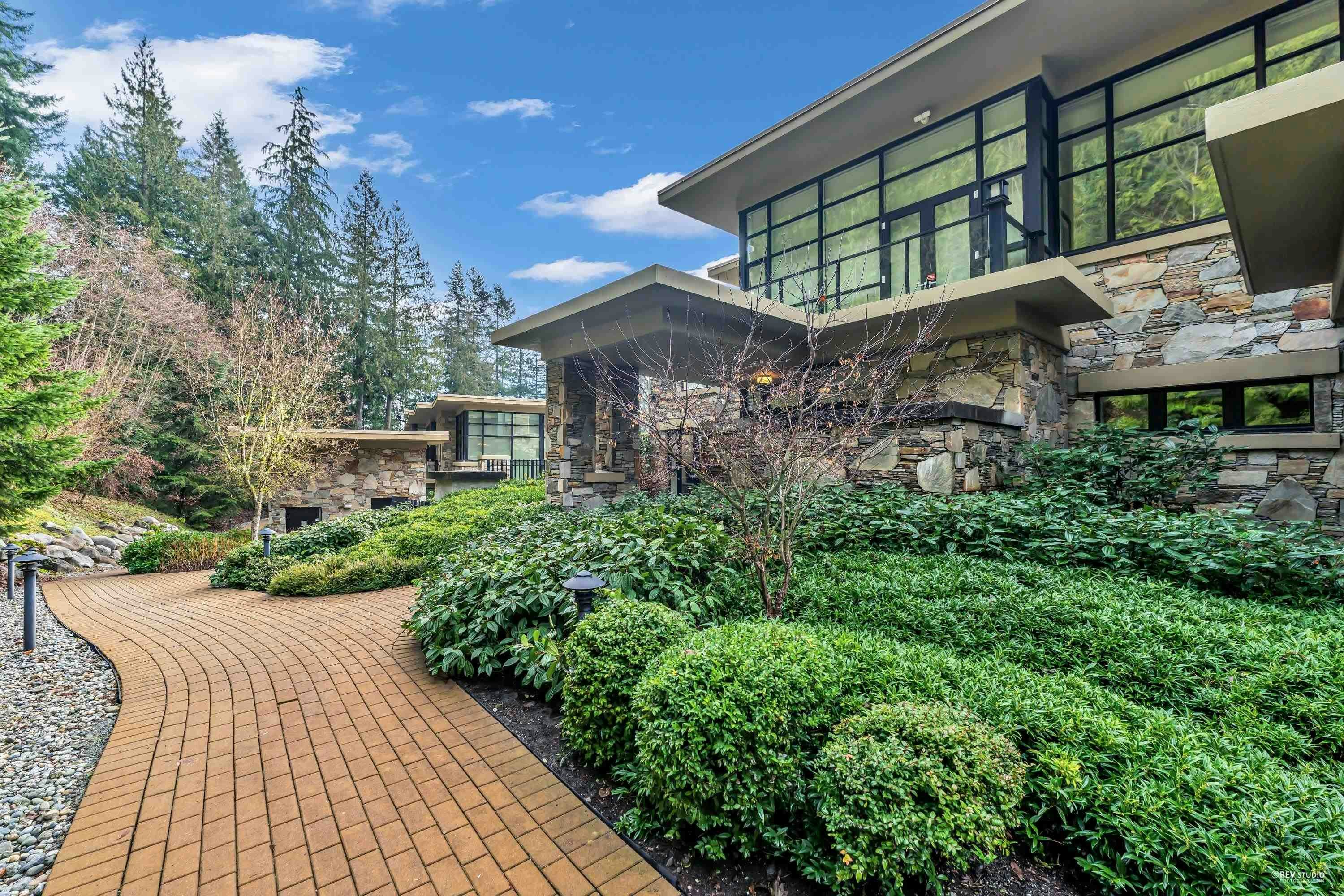 303-2245 Twin Creek Place, West Vancouver, BC, V7S 3K4