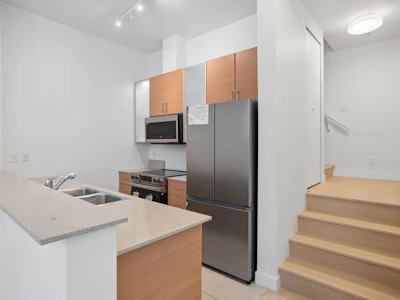 TH938 Homer Street - 5