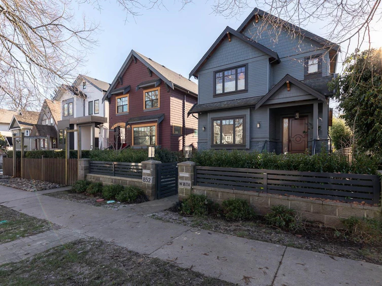 852 W 18th Avenue, Vancouver, BC, V5Z 1W3