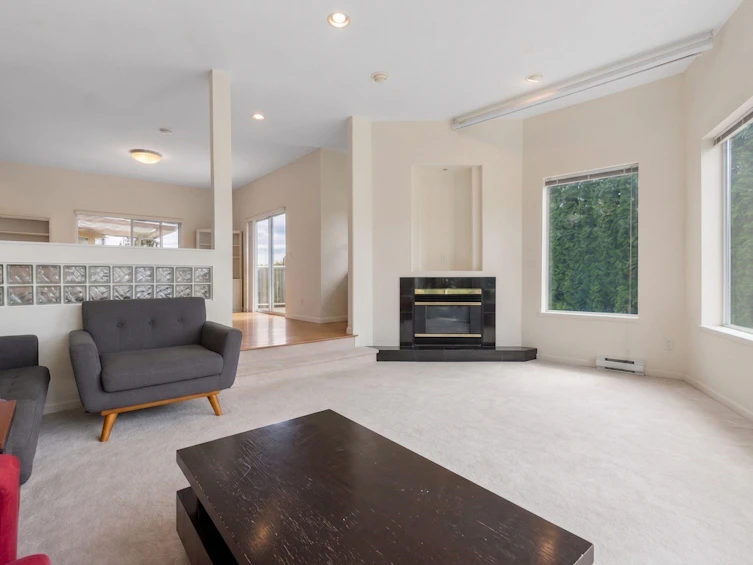 1620 Fell Avenue, Burnaby, BC, V5B 3Z5 - 4