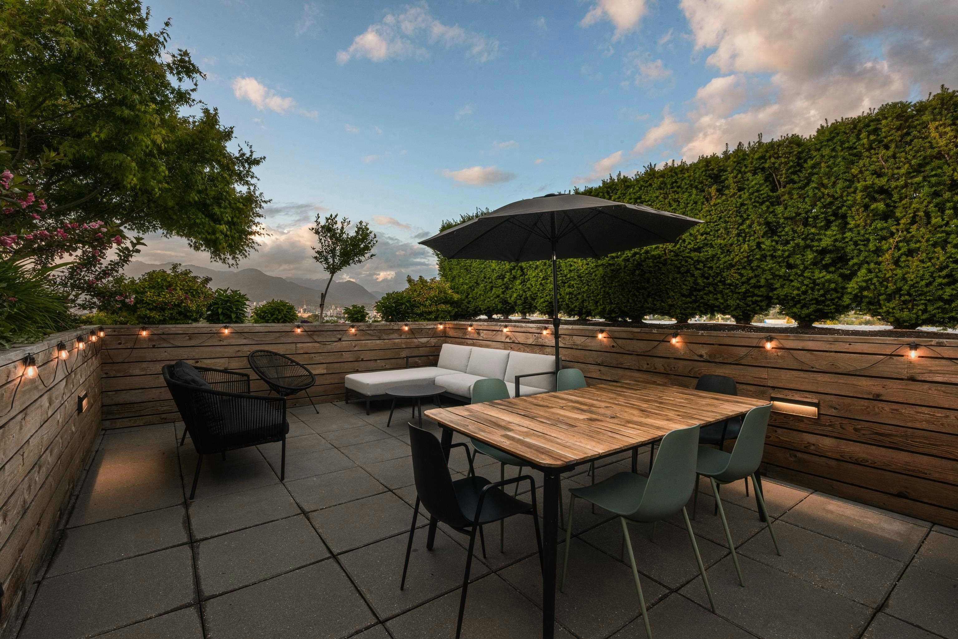 406-2508 Fraser Street, Vancouver, BC, V5T 3V4