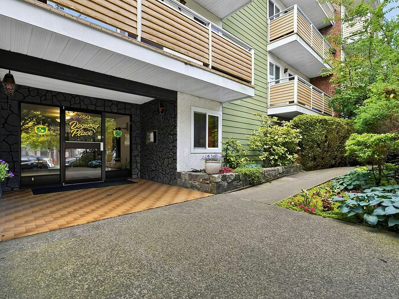 101-750 E 7th Avenue, Vancouver, BC, V5T 4H5 - 23