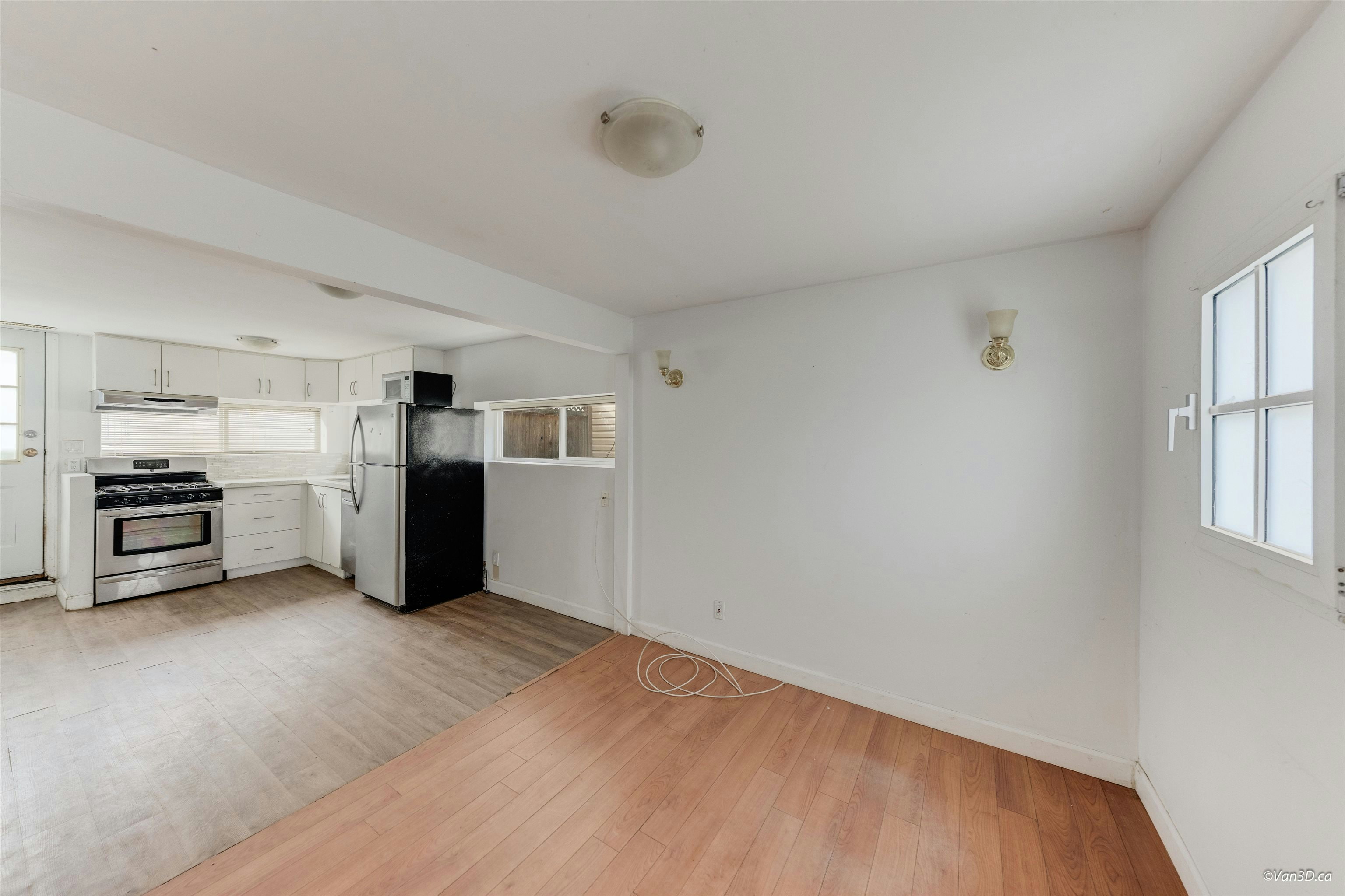 15894 Thrift Avenue, Surrey, BC, V4B 2M8 - 33