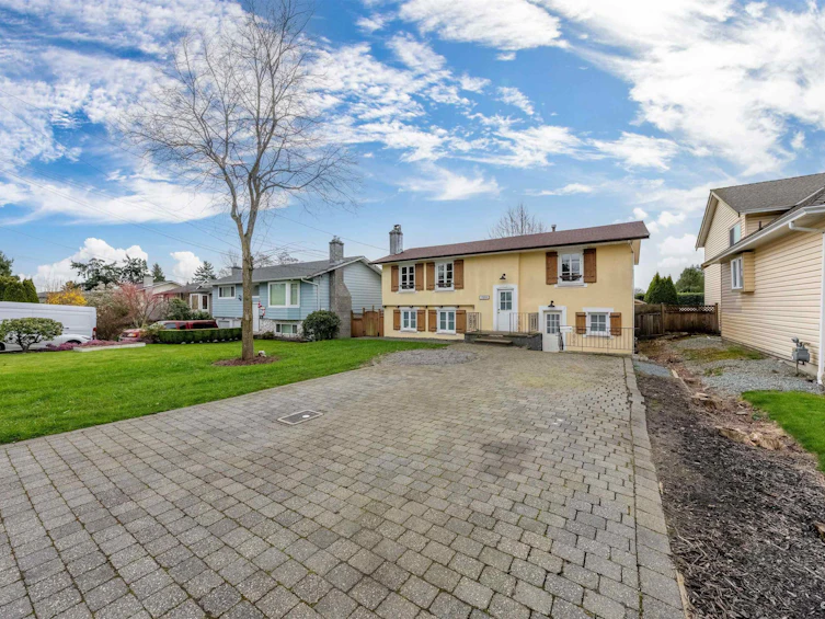15894 Thrift Avenue, Surrey, BC, V4B 2M8 - 9