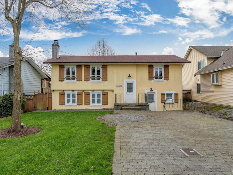 15894 Thrift Avenue, Surrey, BC, V4B 2M8 - 8