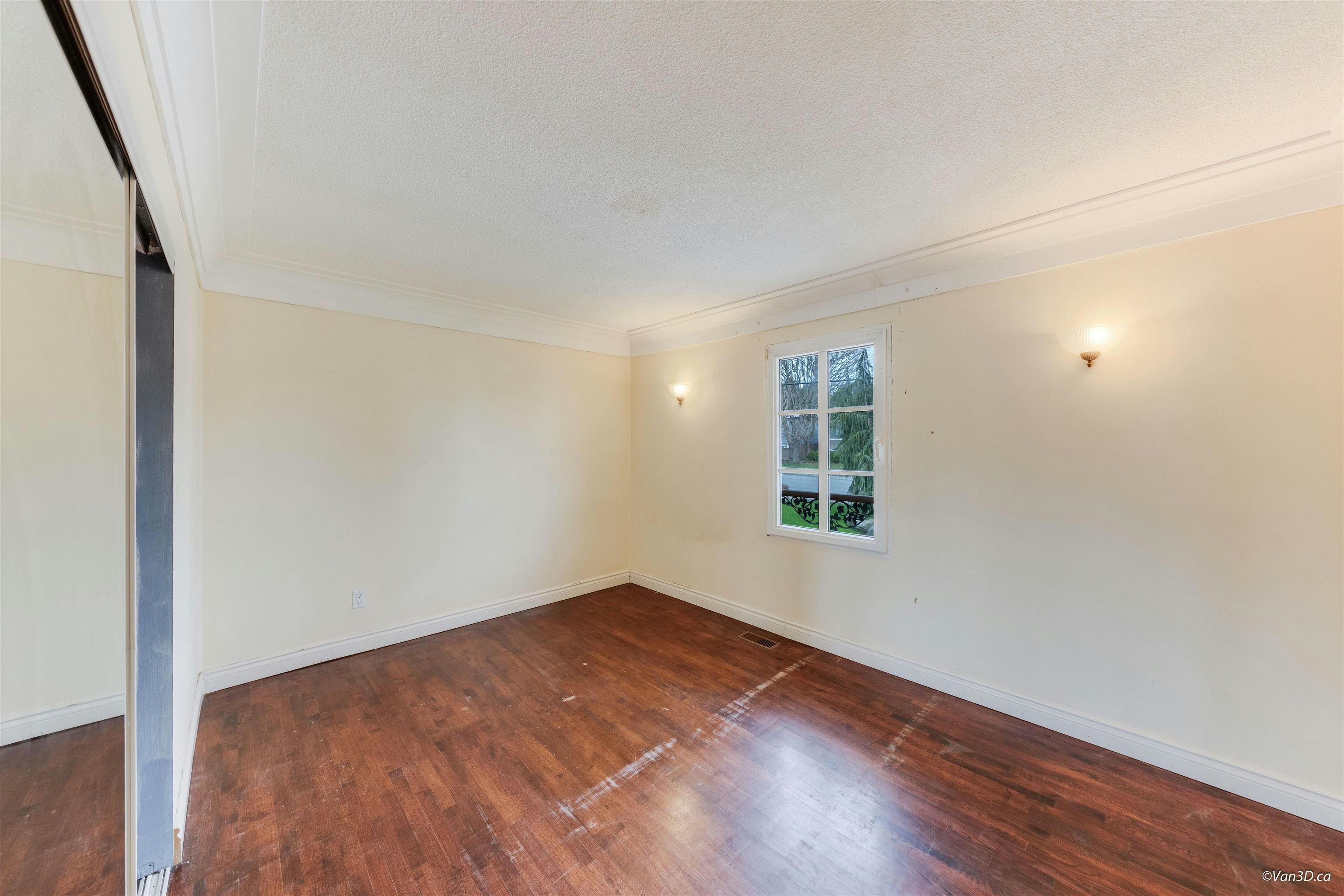 15894 Thrift Avenue, Surrey, BC, V4B 2M8 - 22