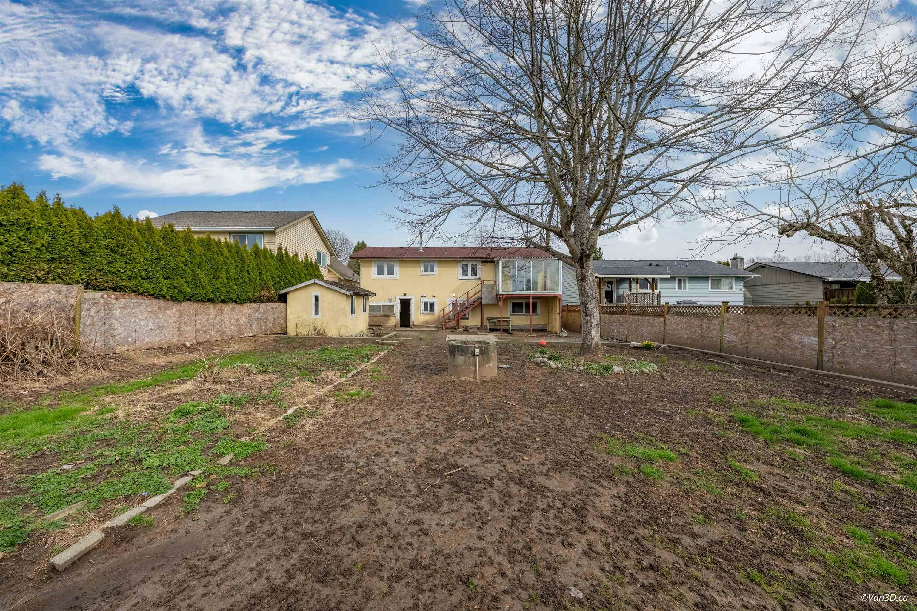 15894 Thrift Avenue, Surrey, BC, V4B 2M8 - 29