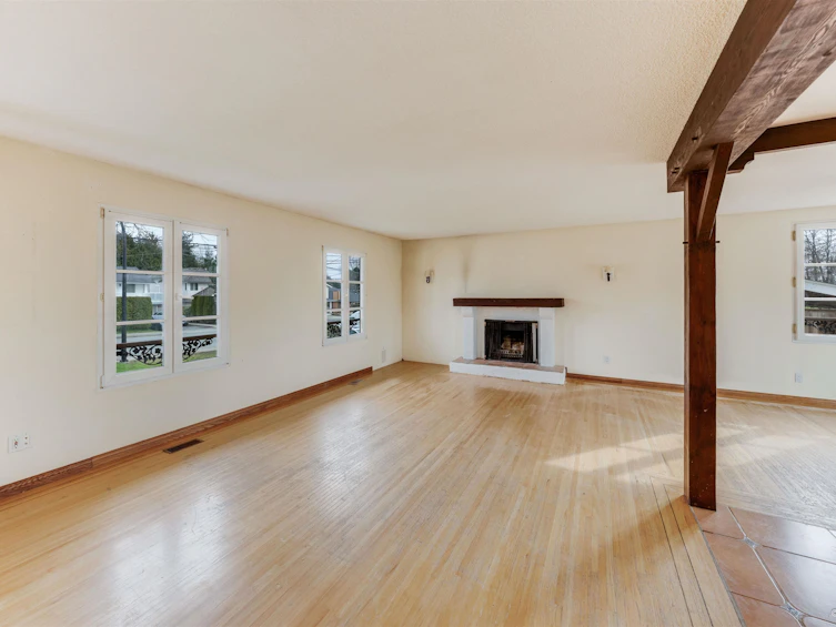15894 Thrift Avenue, Surrey, BC, V4B 2M8 - 13