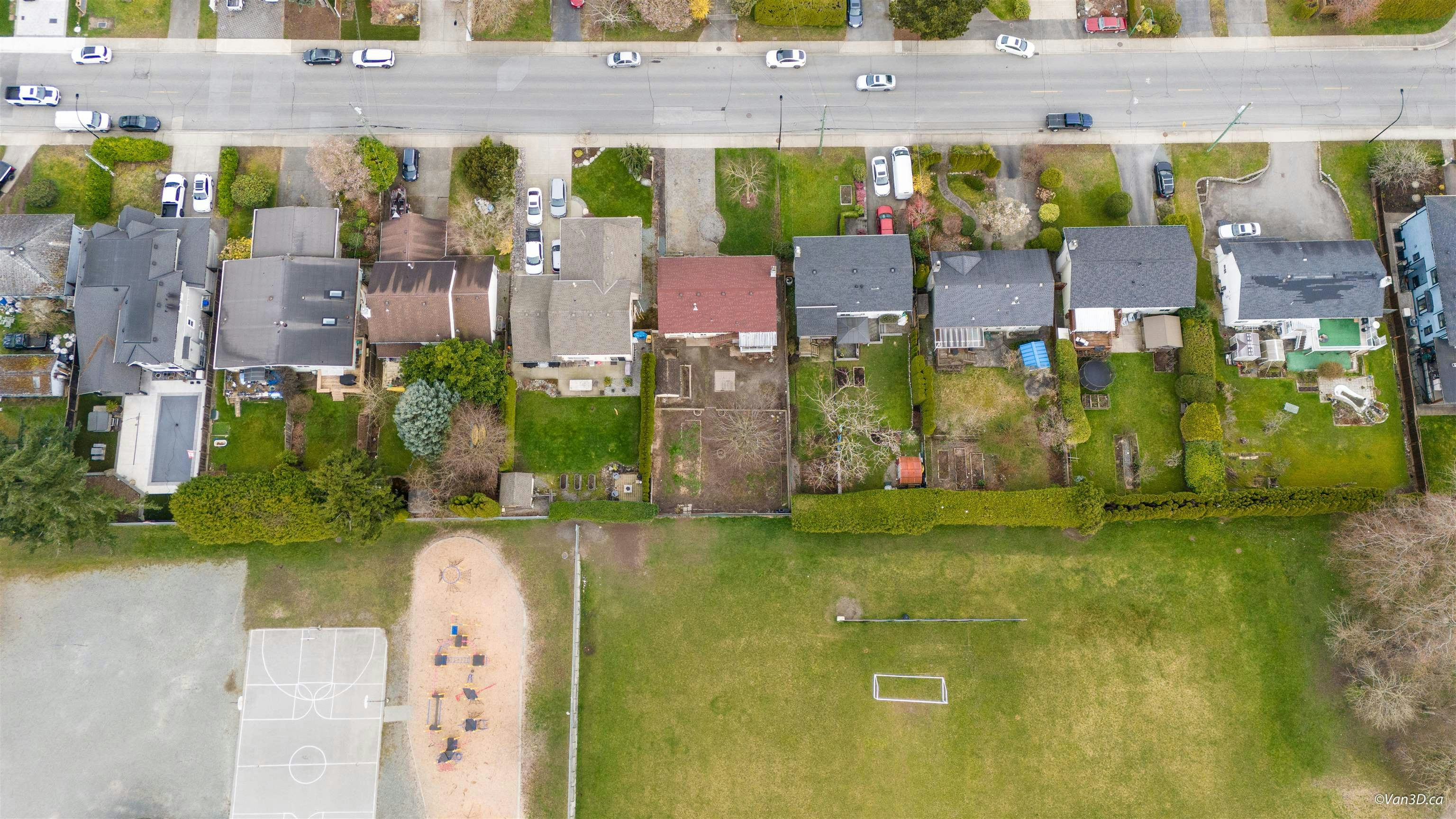 15894 Thrift Avenue, Surrey, BC, V4B 2M8 - 3