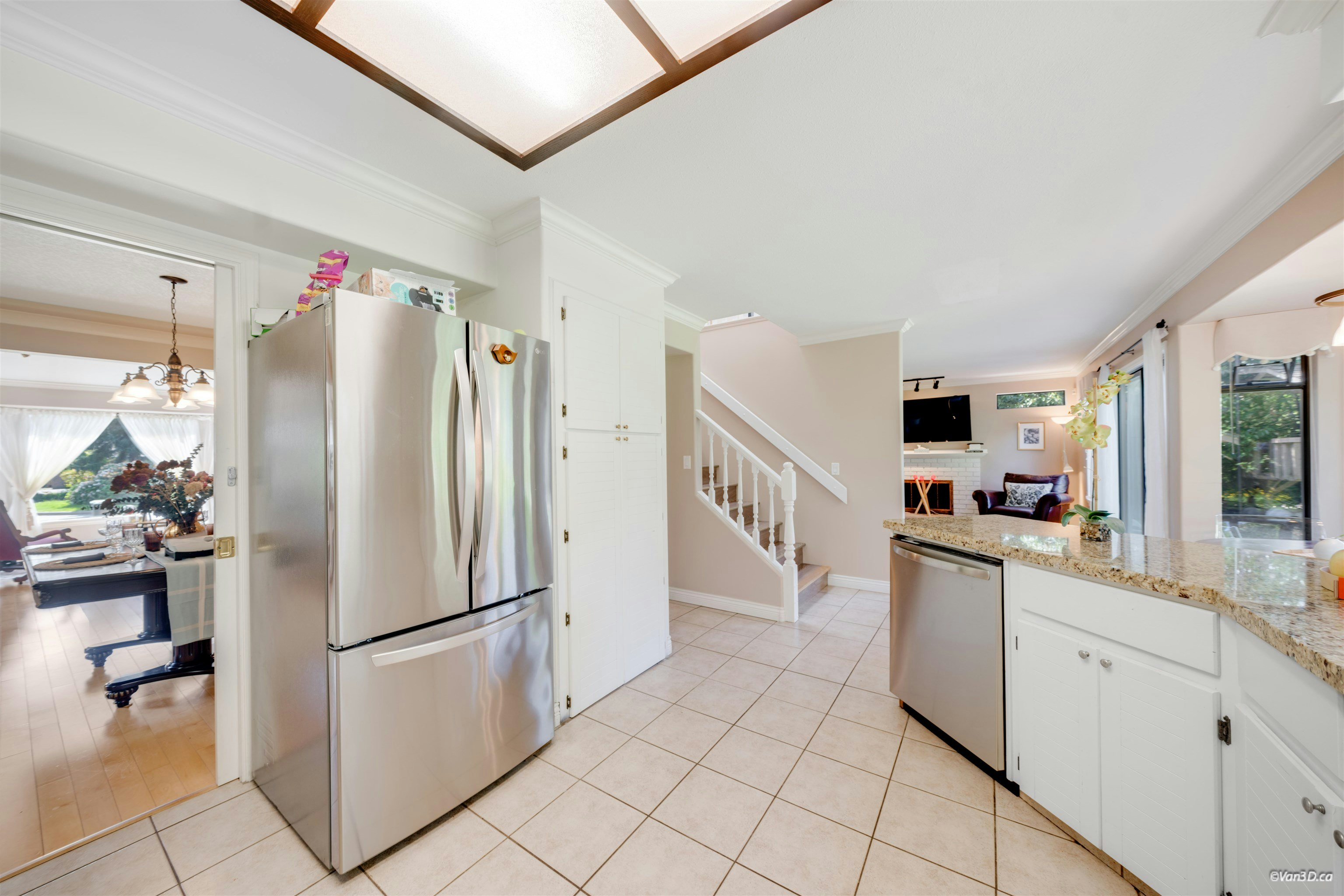 14937 20a Avenue, Surrey, BC, V4A 8G1 - 16
