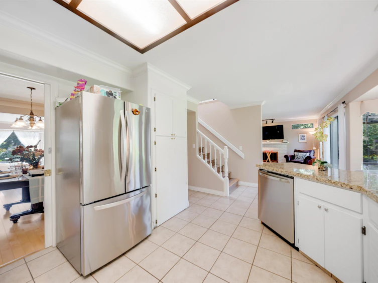 14937 20a Avenue, Surrey, BC, V4A 8G1 - 16