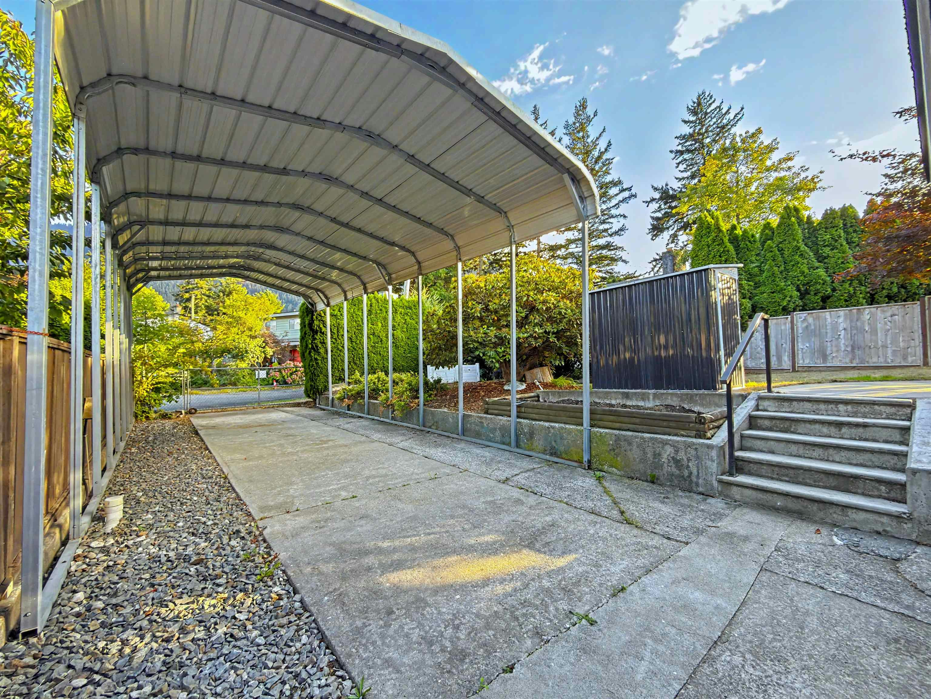 650 Park Street, Hope, BC, V0X 1L0 - 27