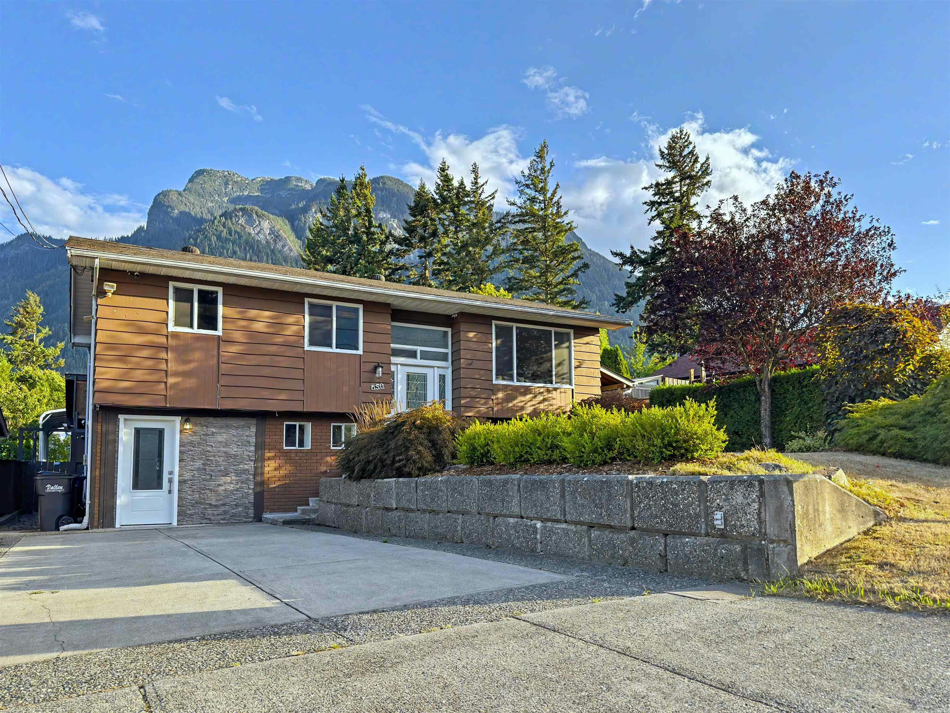 650 Park Street - 2