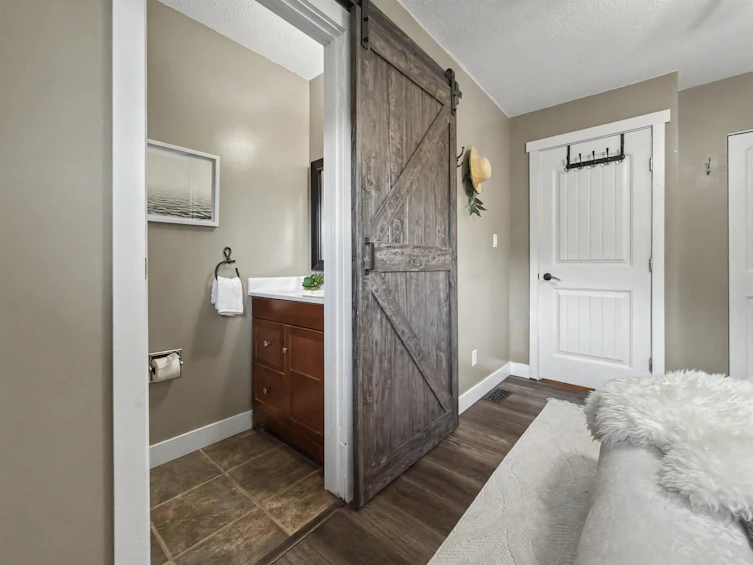 650 Park Street, Hope, BC, V0X 1L0 - 21