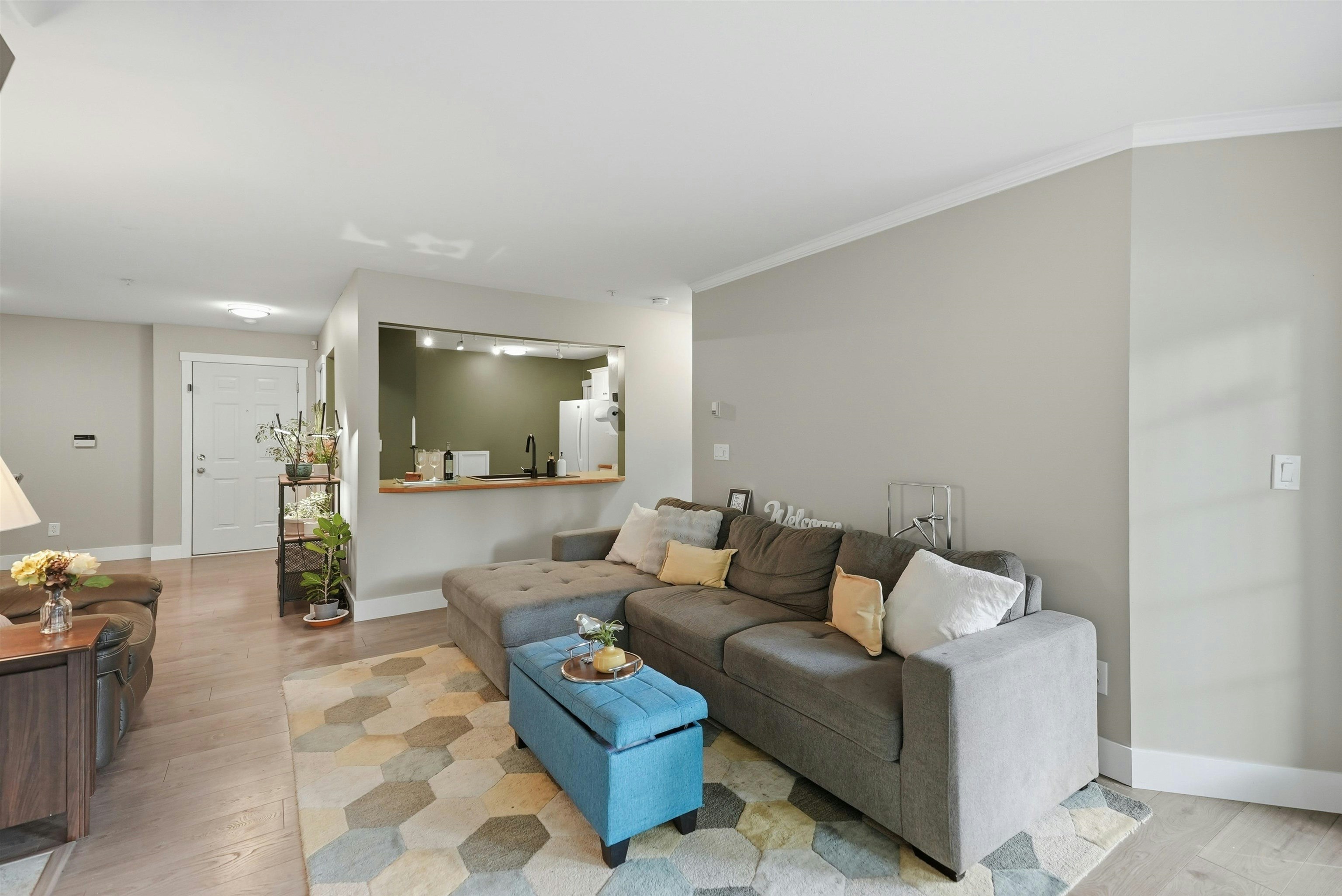 101-6557 121 Street - 4
