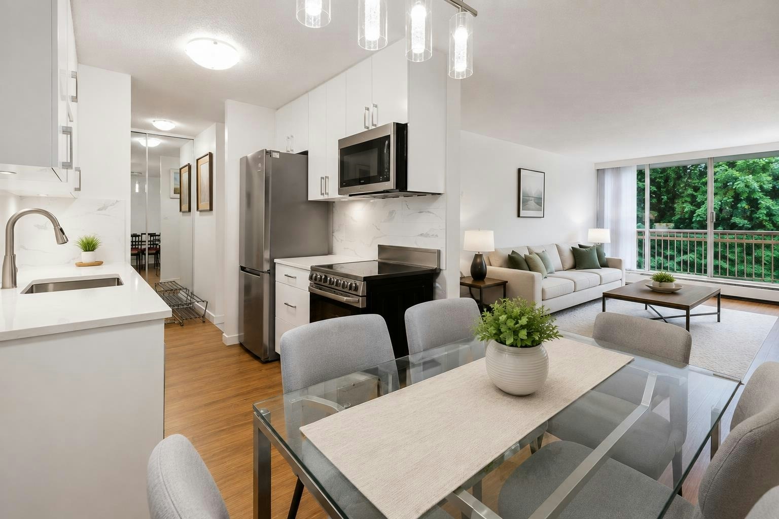 519-2012 Fullerton Avenue, North Vancouver, BC, V7P 3E3