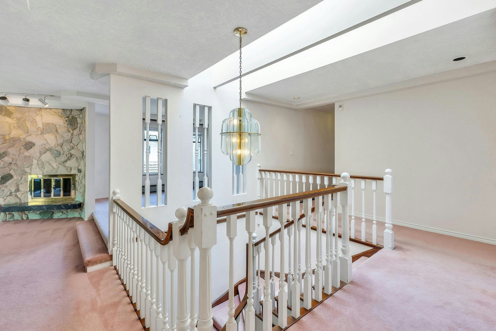 2718 W 19th Avenue, Vancouver, BC, V6L 1E3 - 4