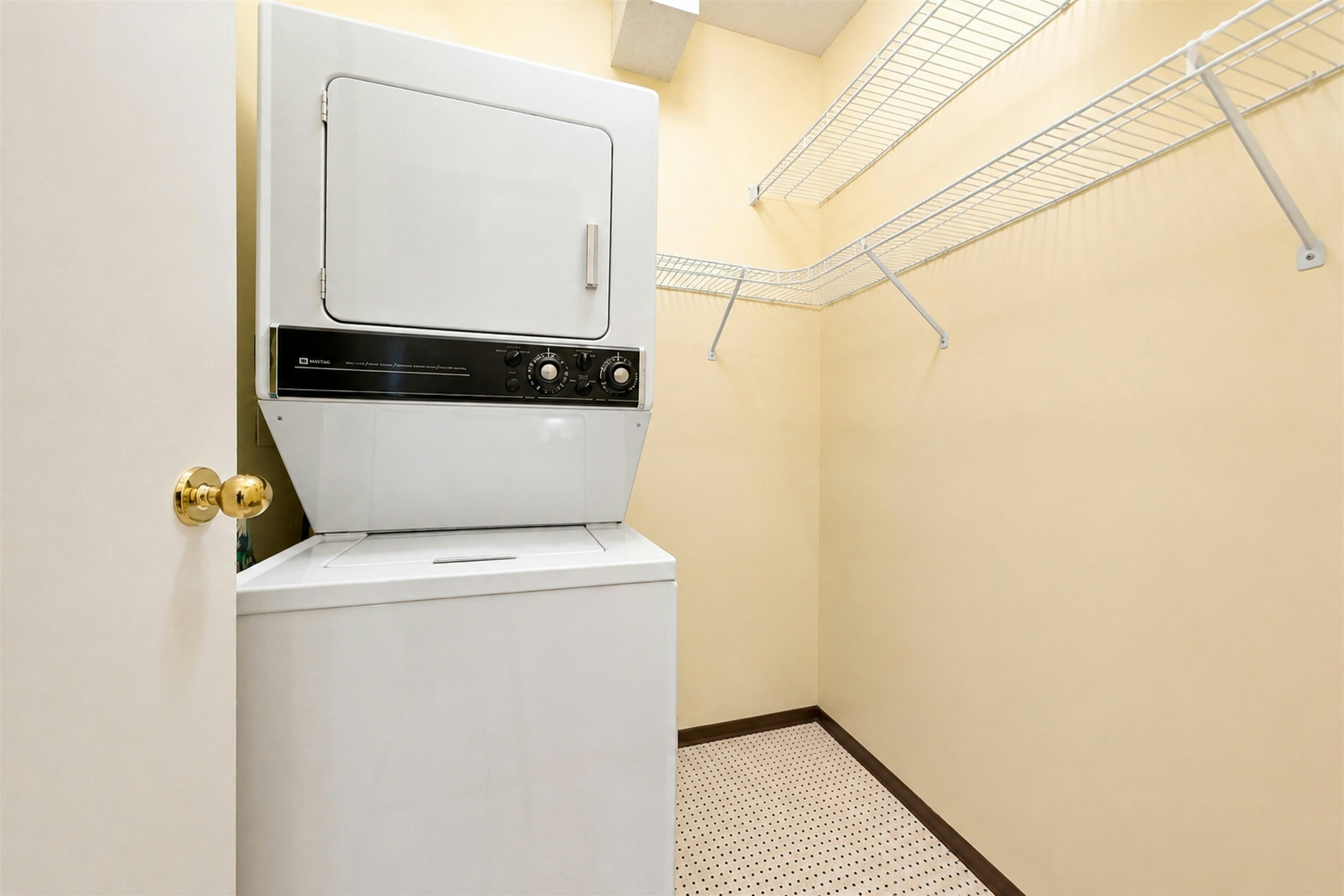 209-1924 Comox Street, Vancouver, BC, V6G 1R4 - 17
