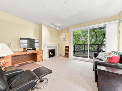 209-1924 Comox Street - 2