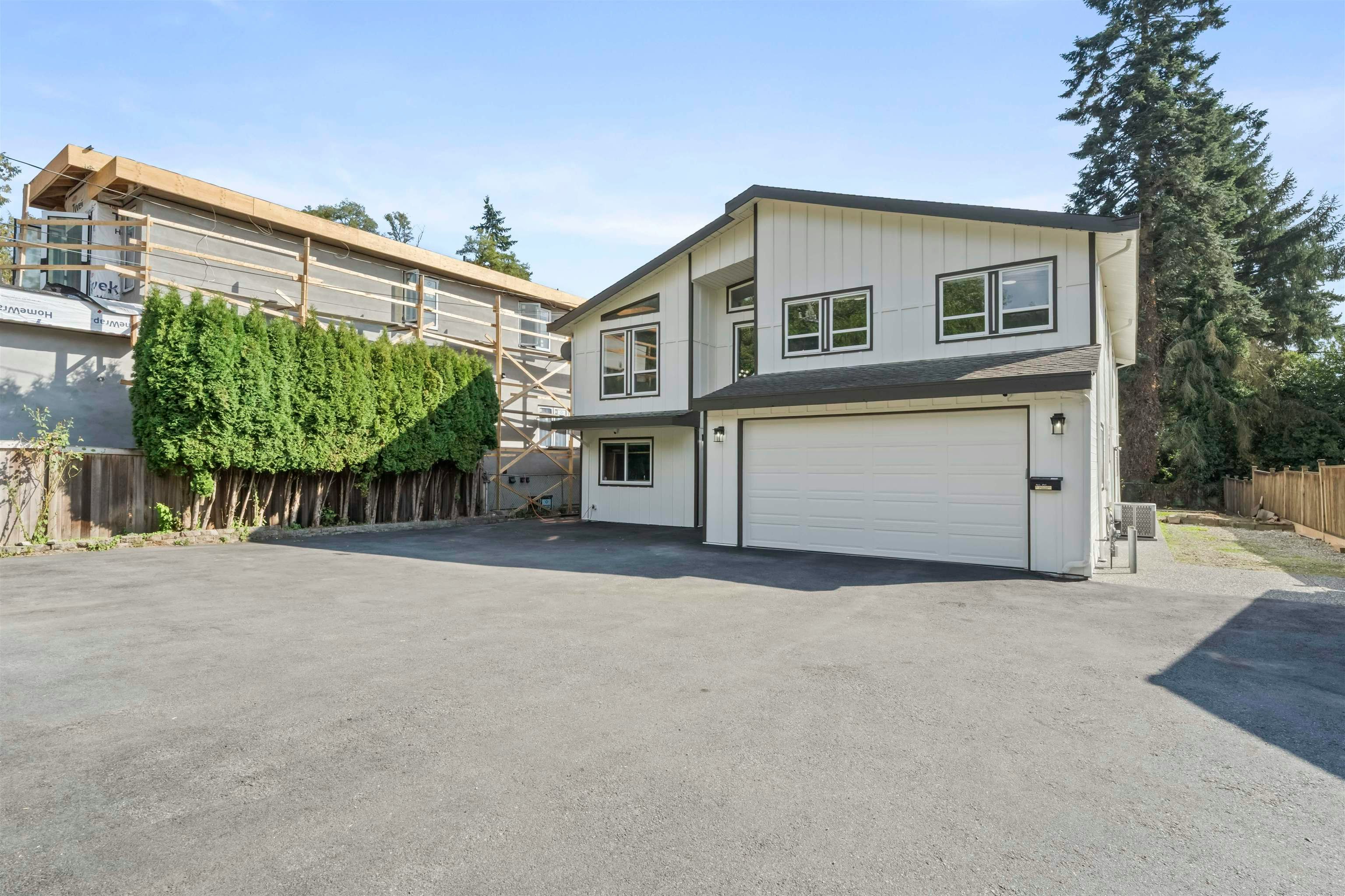 18018 60 Avenue, Surrey, BC, V3S 1V6 - 2