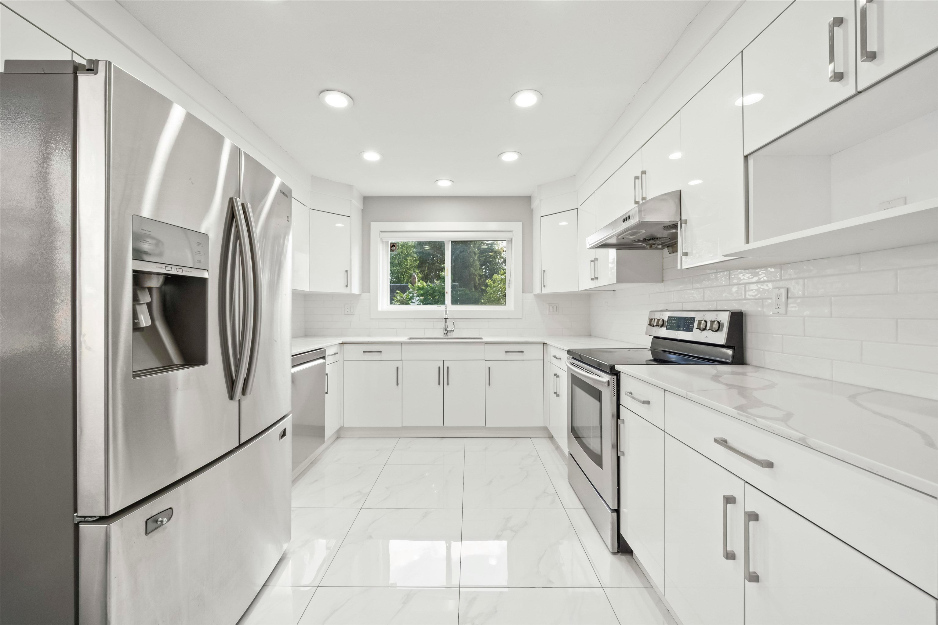 18018 60 Avenue, Surrey, BC, V3S 1V6 - 11