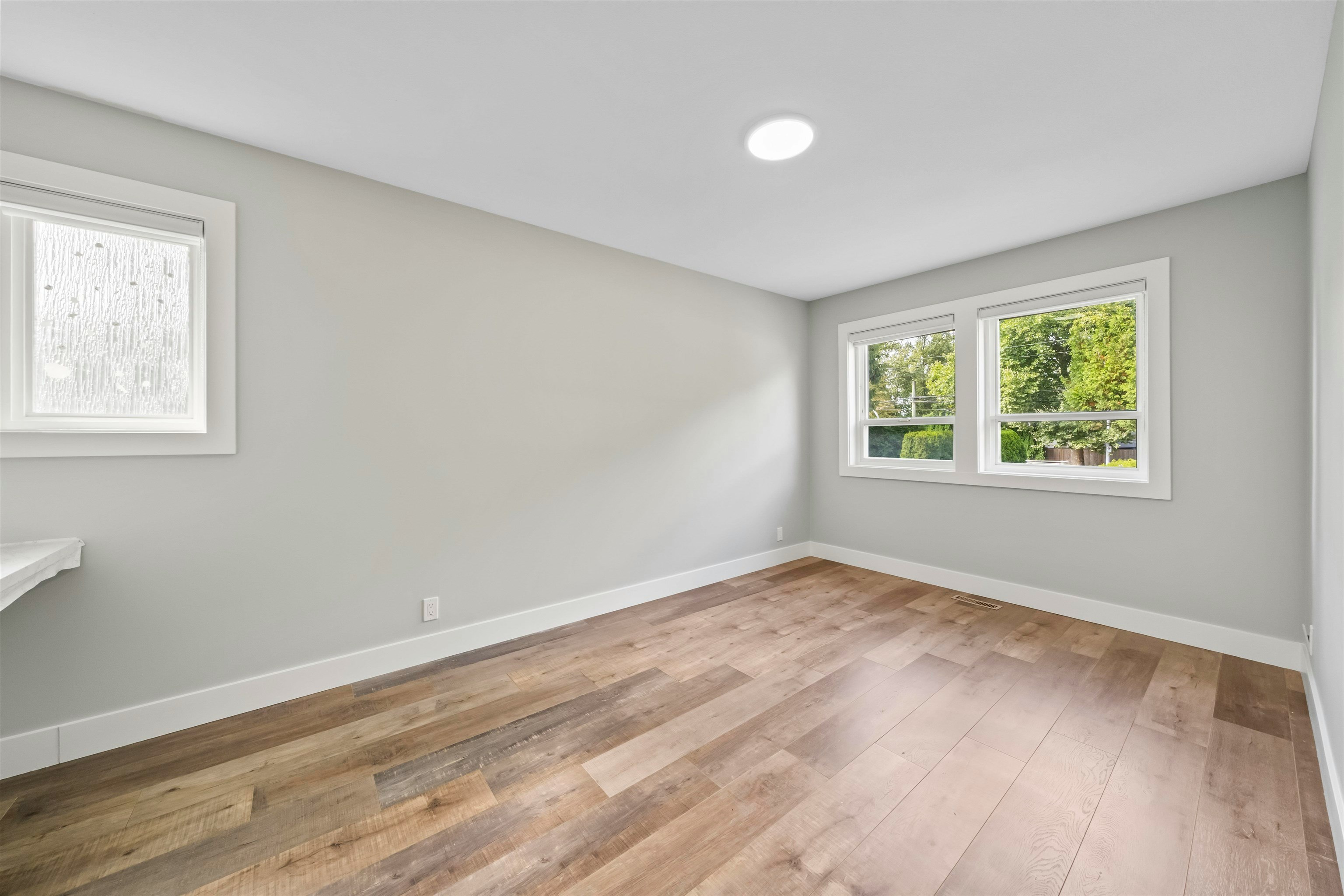 18018 60 Avenue, Surrey, BC, V3S 1V6 - 19