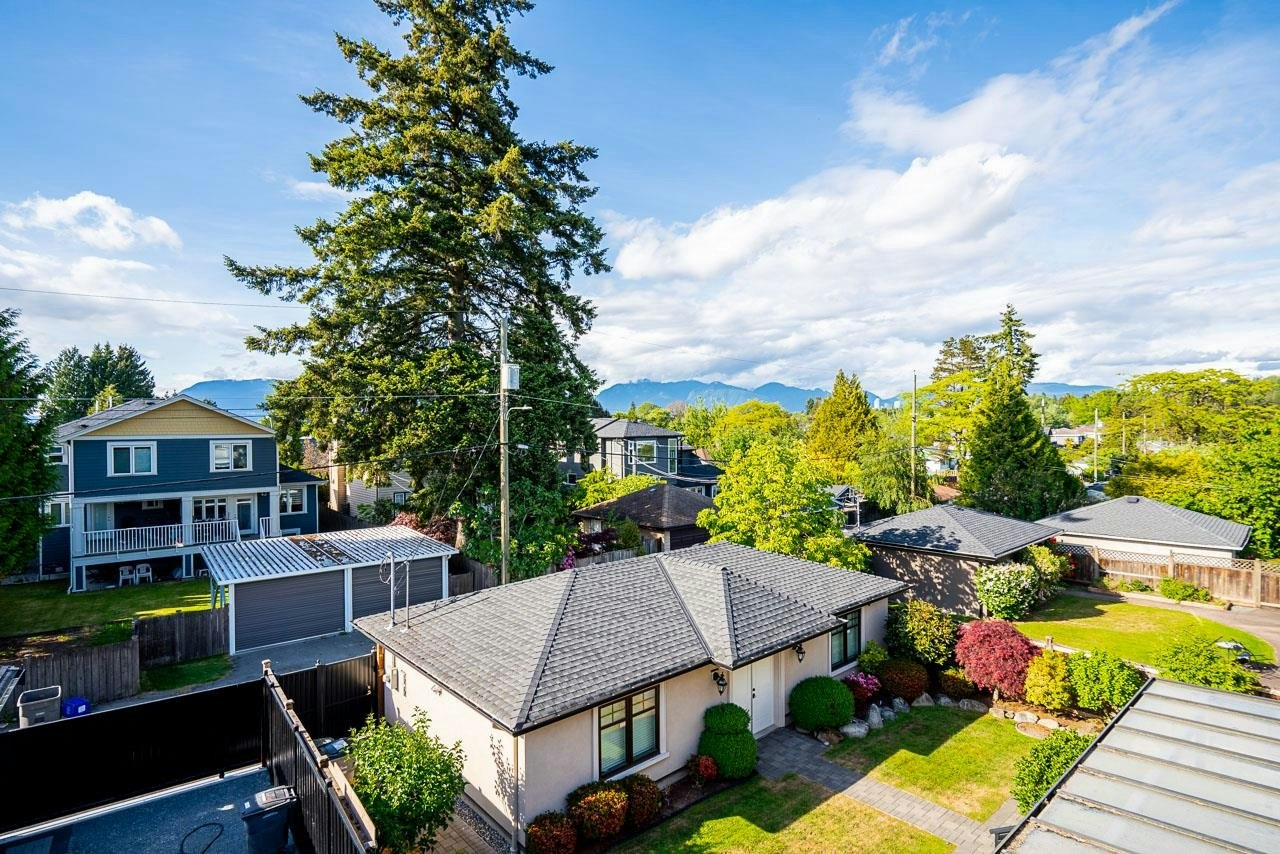 2621 Mcbain Avenue, Vancouver, BC, V6L 2C7 - 13
